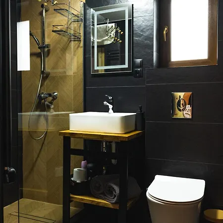 Dağ evi Drewniane Z Prywatna Balia Z Jacuzzi I Widokiem Na Gory - Klimatyczny Kompleks W Gorach Izerskich #widogruszka Grudza