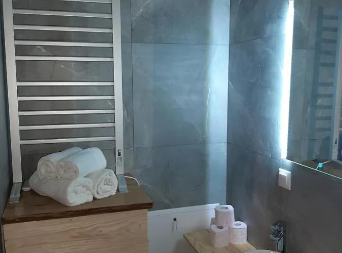 Drewniane Z Prywatnym Jacuzzi I Widokiem Na Gory - Klimatyczny Kompleks W Gorach Izerskich #widogruszka * Grudza